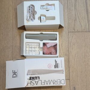 Dermaflash Luxe Plus Skincare Tool